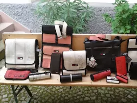 Taschen, Etuis